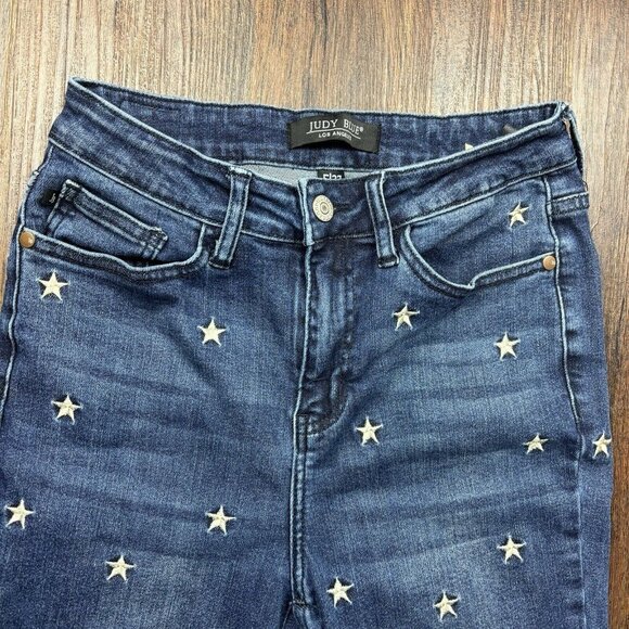 Judy Blue Medium Wash Faded Skinny Star Embroidered Raw Hem Jeans Size 5/27 - Picture 3 of 10